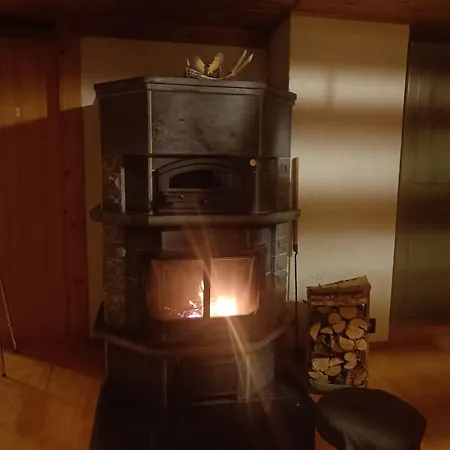Σαλέ Pikkulaavu *